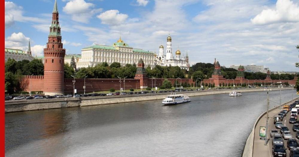 Переменная облачность и повышенное атмосферное давление прогнозируются в Москве 9 октября