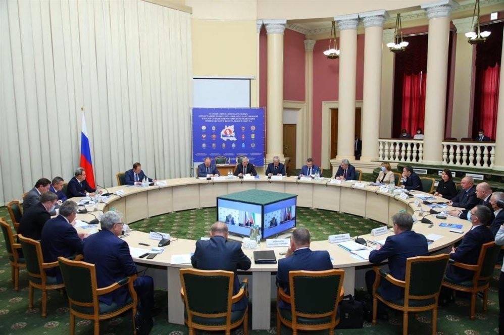 Ульяновская область отмечена законодателями Поволжья за инициативы в молодежной политике