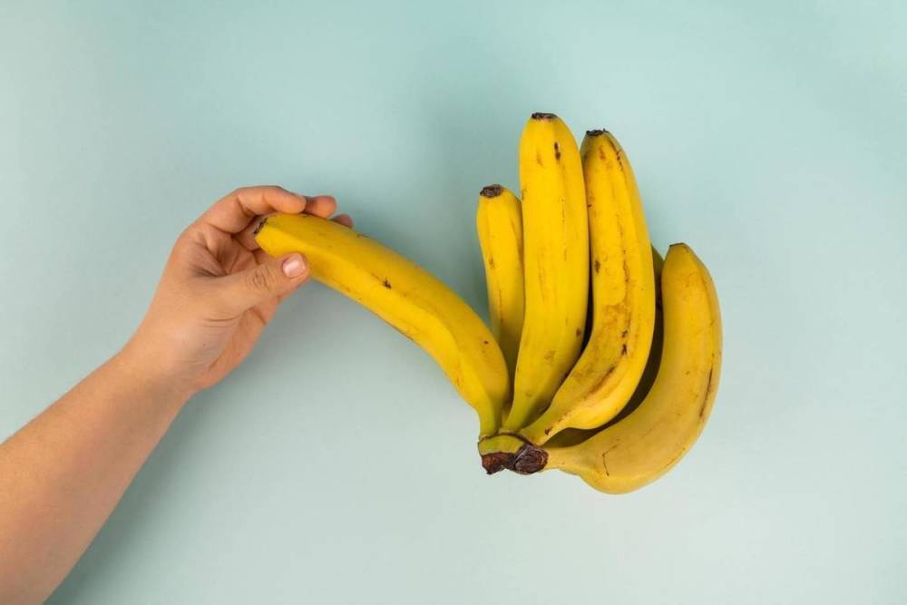 Диетологи рассказали, как влияют бананы на кишечник