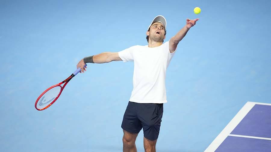 Теннисист Карацев стал 16-й ракеткой мира