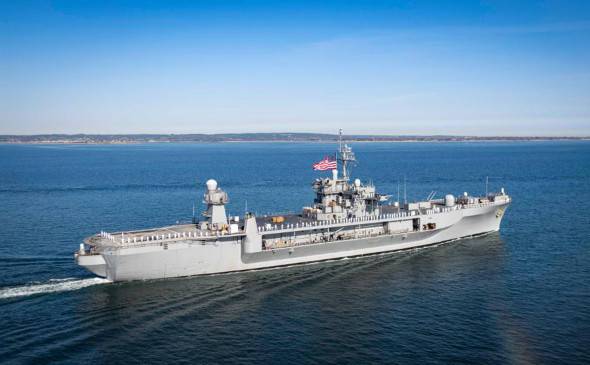 США направили в Черное море второй за неделю корабль