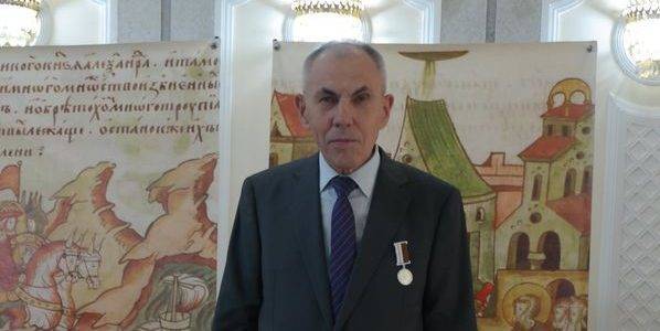 Ташкентский историк награжден медалью Первопечатника Ивана Федорова