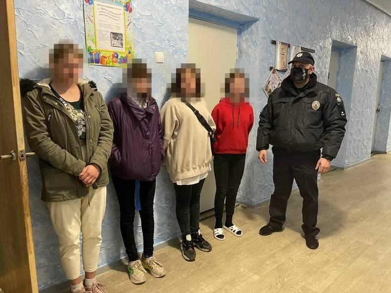 В Лисичанске за сутки полицейские разыскали пятерых детей