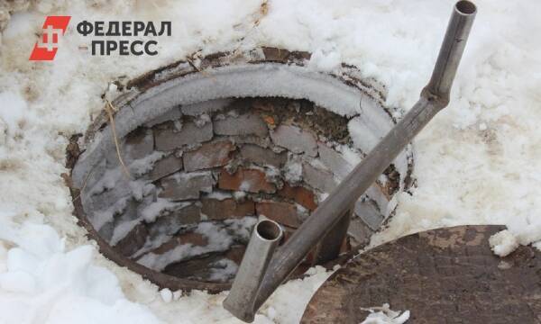 В Свердловской области трехлетняя девочка провалилась в яму с водой и погибла