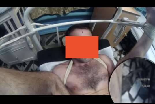 Пытки в тюрьмах России: опубликованы новые видео издевательств