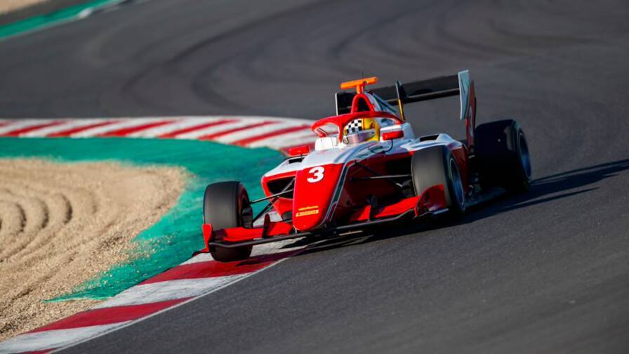 Ирина Сидоркова провела тесты за рулём машины Формулы 3