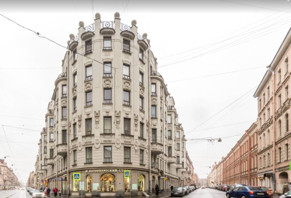 Наикрасивейший дом Чубакова добился разрешения на ремонт лепнины фасада