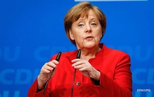 Берлин объяснил, почему Меркель не говорила о мигрантах с Лукашенко