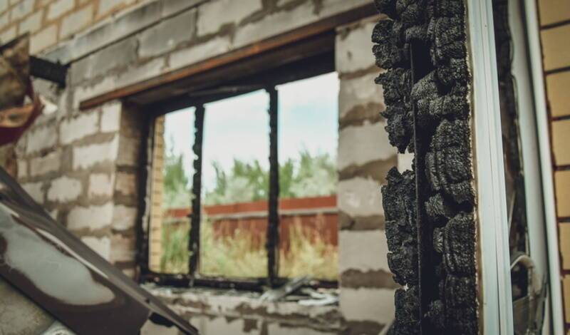 В Тюмени родители погибших в пожаре детей не признали свою вину