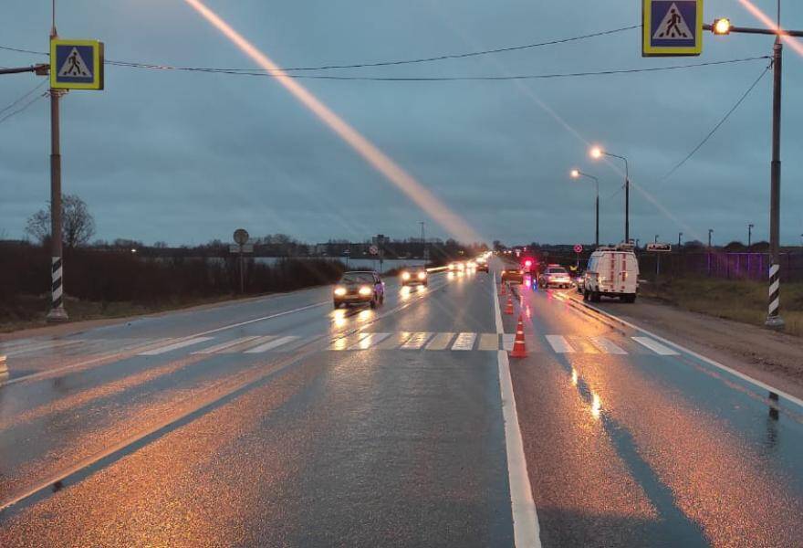 18-летний водитель насмерть сбил пожилую женщину на трассе М10 в Тверской области