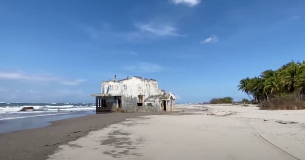 Тайна дома на пляже: самые одинокие и загадочные дома мира