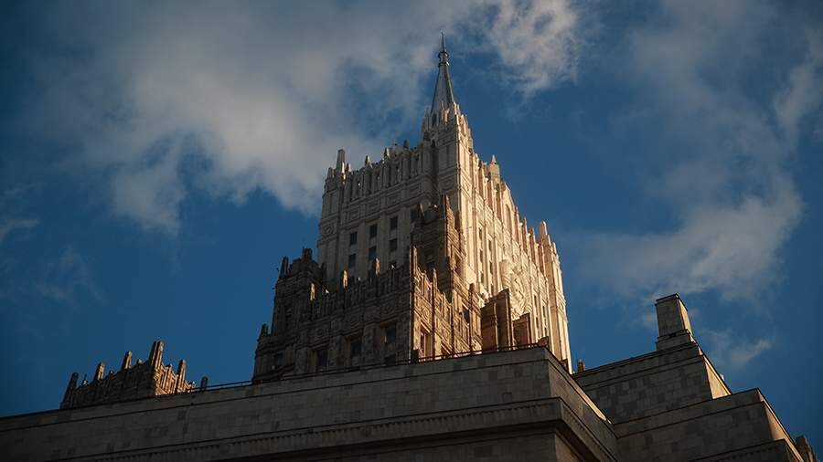В МИД РФ заявили о готовности «подставить плечо» Минску в случае санкций