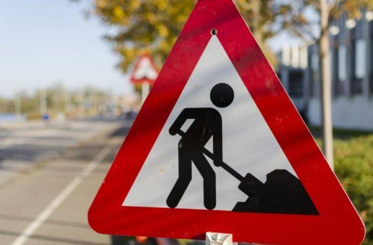 На трассах «Кола» и «Скандинавия» в Ленобласти 12 ноября водителям придется сбавить скорость - ожидается ремонт