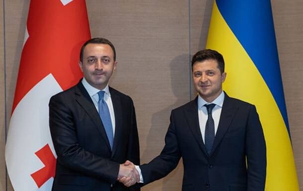Зеленский поговорил с премьером Грузии о Саакашвили