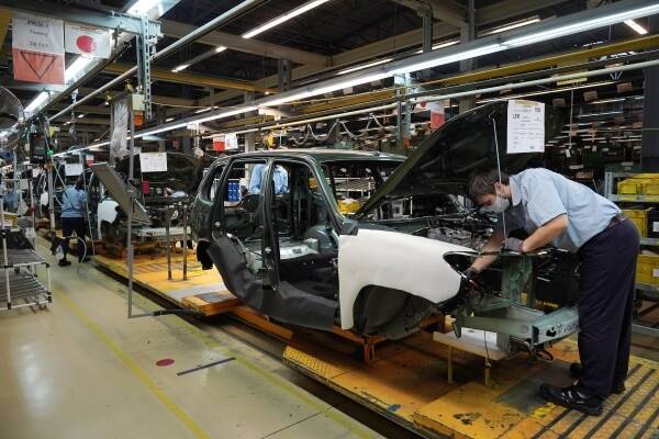 «АвтоВАЗ» приостановил производство из-за отсутствия электронных компонентов