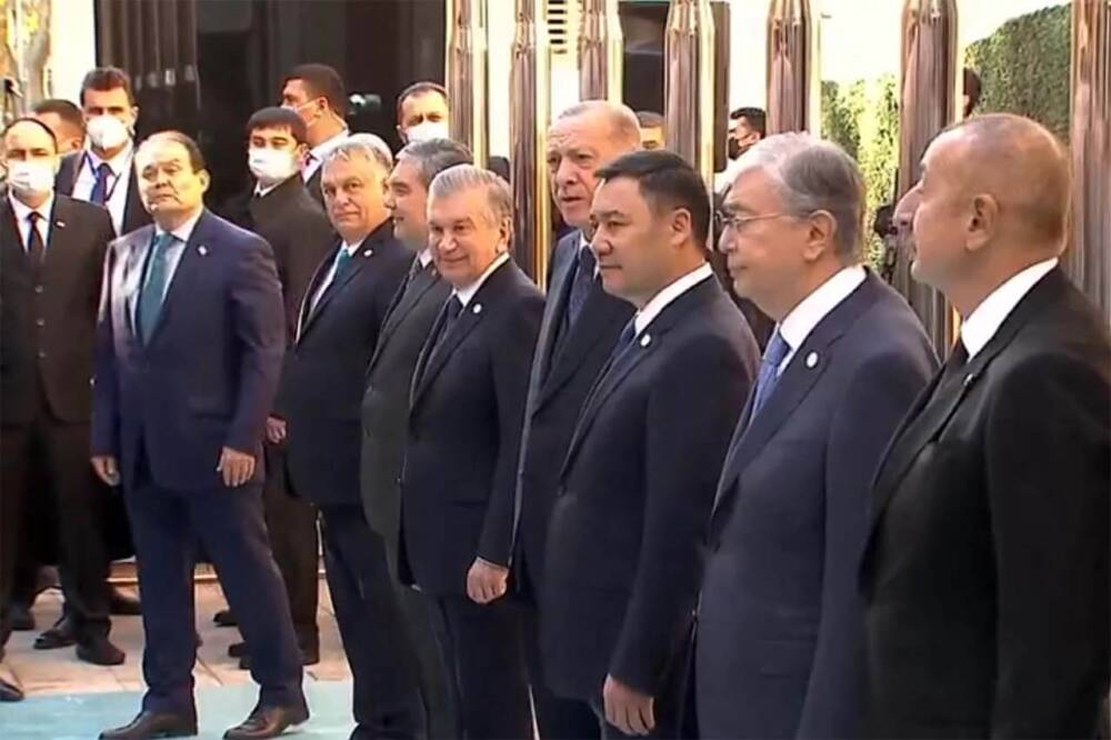 Бердымухамедов прибыл в Стамбул для участия в саммите глав стран-участниц Тюркского совета (видео)