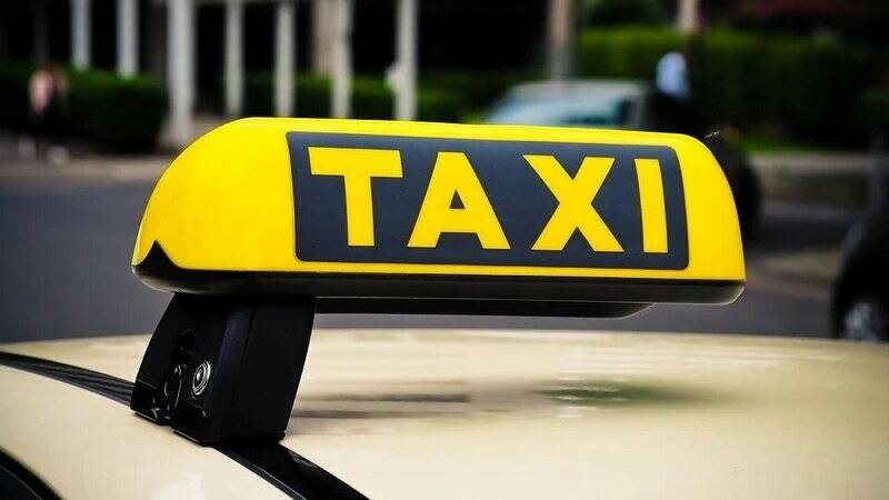 Таксист из Уфы придумал челлендж на самое большое количество заказов