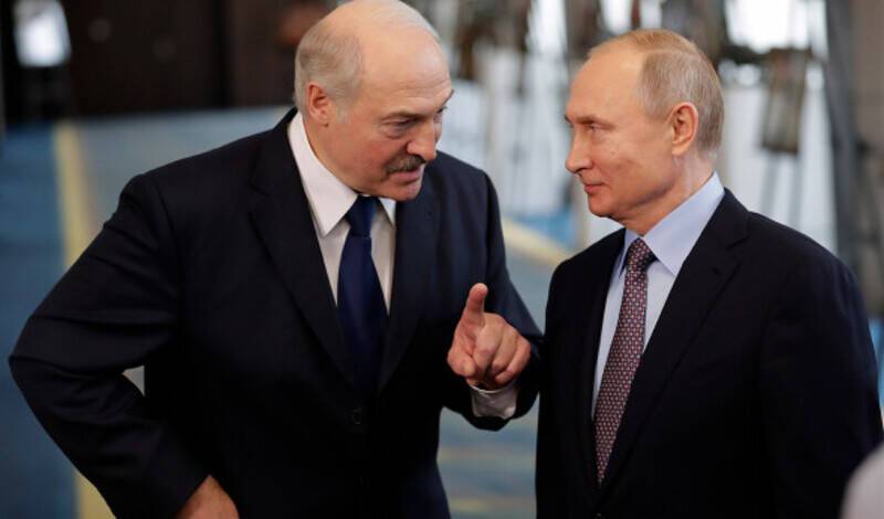 Песков: Лукашенко не обсуждал с Кремлем угрозы о перекрытии транзита газа в ЕС