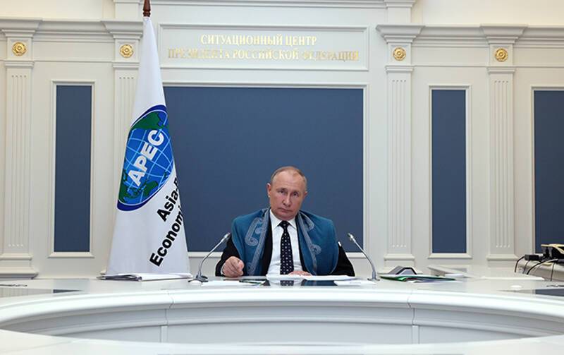 Путин призвал к скорейшему взаимному признанию вакцин