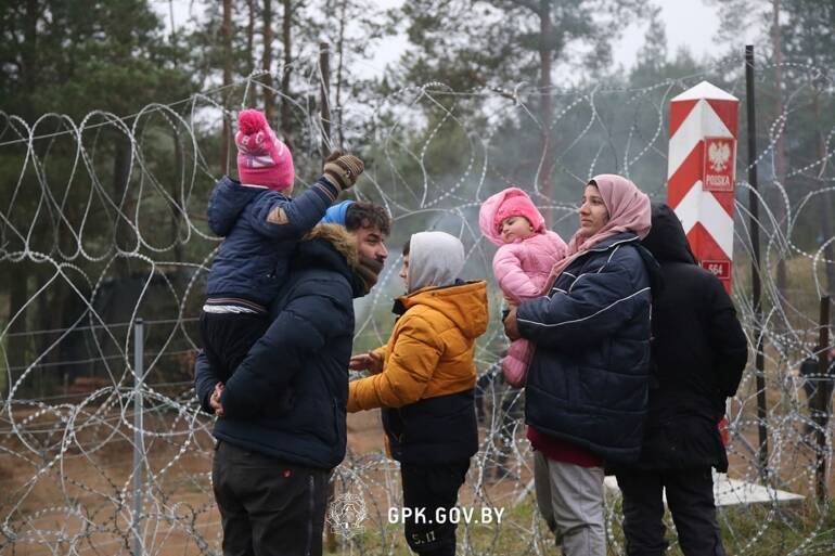 В Польше приняли закон, разрешающий задерживать на границе мигрантов