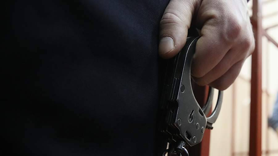 Суд в Подмосковье арестовал выстрелившего в дочь полицейского