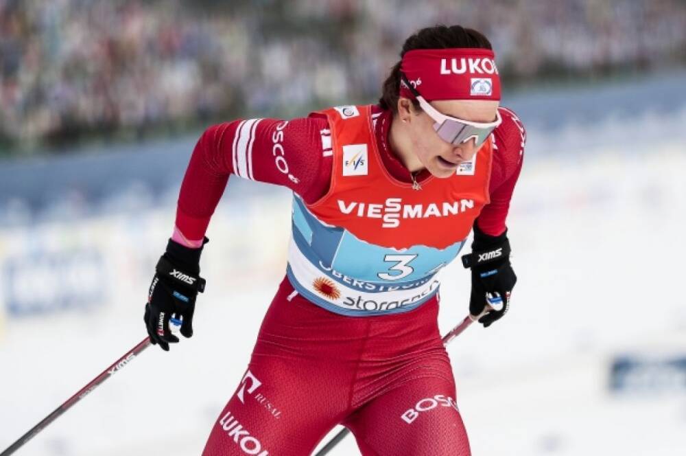 Российская лыжница Непряева выиграла гонку на международном турнире