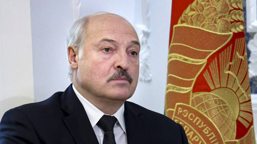 Лукашенко рассказал о ходе гибридной войны против Белоруссии