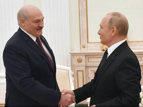 «Национальная оборона»: Лукашенко «тормошит» Путина, чтобы получить «Искандеры»