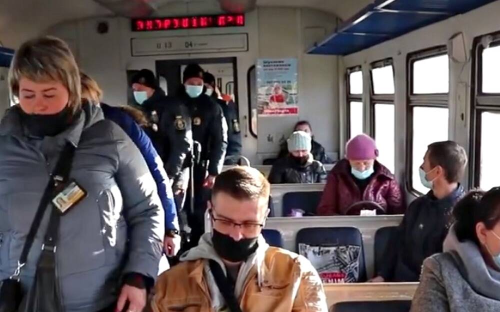Уехать не получится: "Укрзализныця" изменила правила проезда в электричках в ряде областей