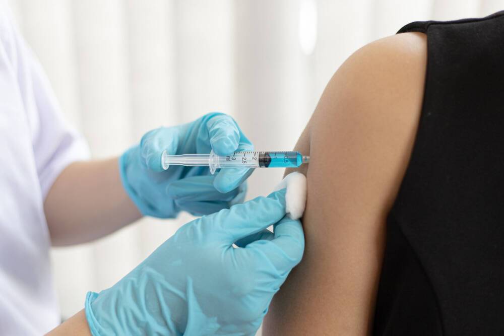 Петербуржцы установили второй подряд рекорд по вакцинации