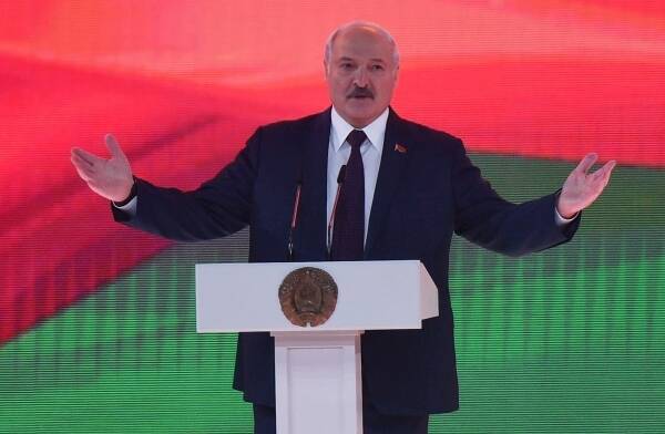 Лукашенко заявил о желании получить от России несколько дивизионов «Искандеров»
