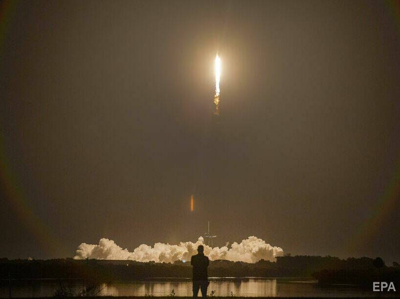SpaceX запустила на орбиту очередную партию спутников Starlink