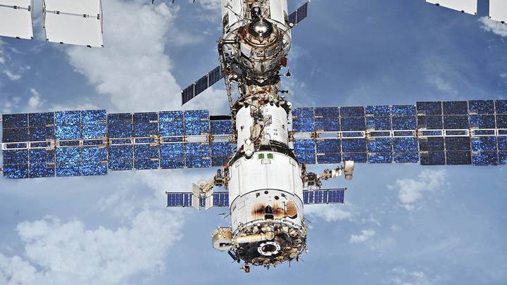 Космонавты на МКС приняли участие в Географическом диктанте