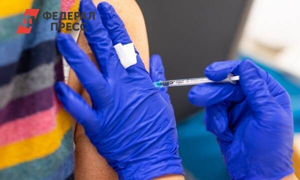 В ФМБА объяснили, кто может умереть после вакцинации от COVID-19