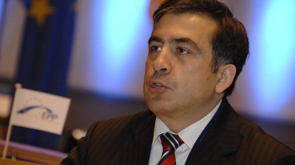 Адвокат Саакашвили: экс-глава Грузии хочет присутствовать на заседании «по делу пиджаков»