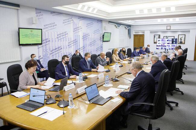 В 2022 году в Воронежской области введут новые меры господдержки пострадавших от антиковидных ограничений отраслей