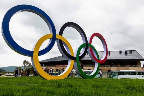 МОК разрешил россиянам использовать триколор в форме на Олимпиаде в Пекине