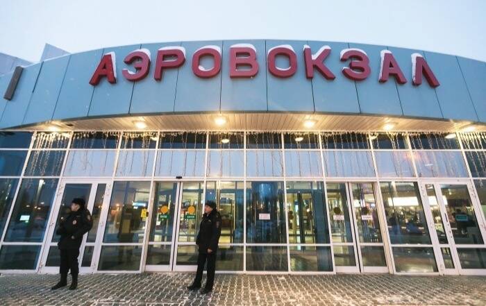 Проект реконструкции аэропорта Сургута корректируется из-за пандемии - губернатор