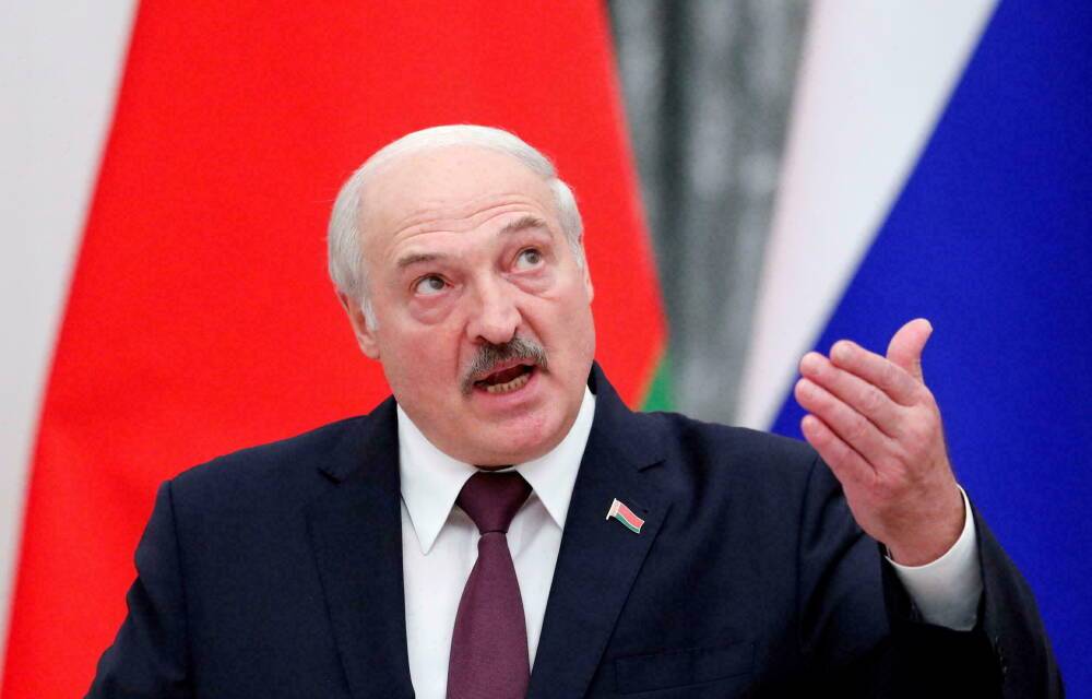 ЕС расширил критерии введения санкций против Лукашенко из-за миграционного кризиса