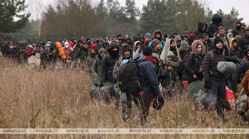 Сосновский: Польше выгодно устраивать шум вокруг беженцев, отвлекая от своих проблем