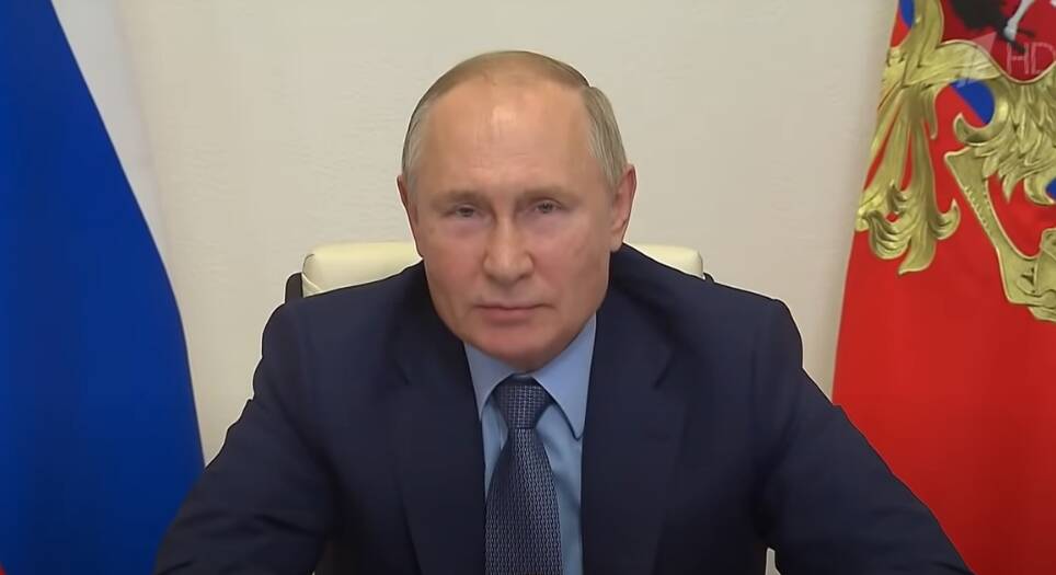 Путин подписал указ о предоставлении гуманитарной помощи жителям Луганской и Донецкой областей Украины