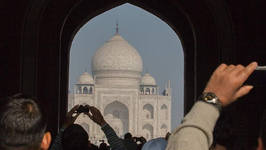 Индия отменила карантин для привитых туристов из России