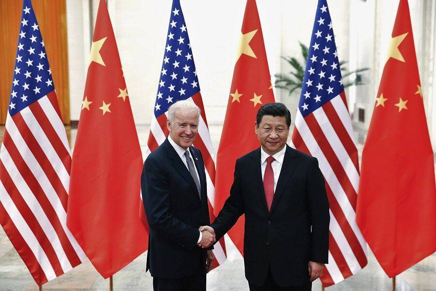 В МИД Китая рассказали о темах переговоров Си Цзиньпина и Байдена