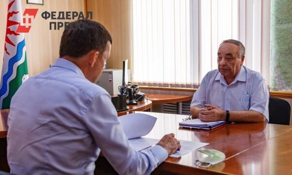 Свердловского мэра наказали за нарушение масочного режима
