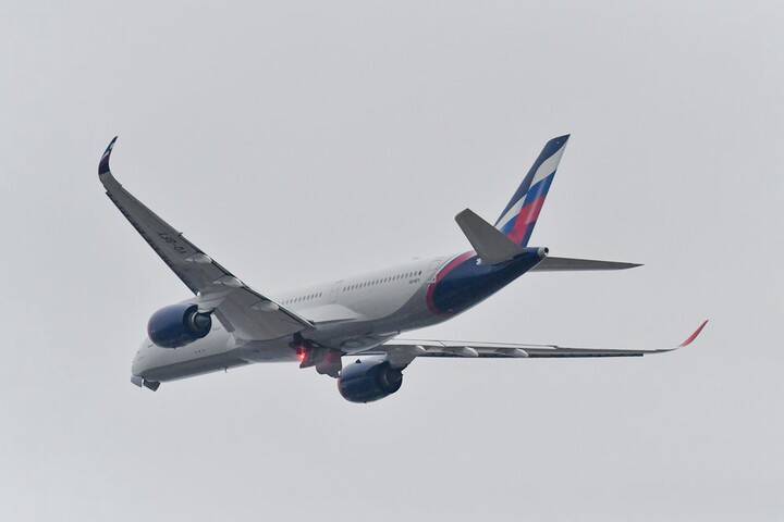 «Аэрофлот» ожидает восстановления авиаперевозок в РФ не раньше 2023 года
