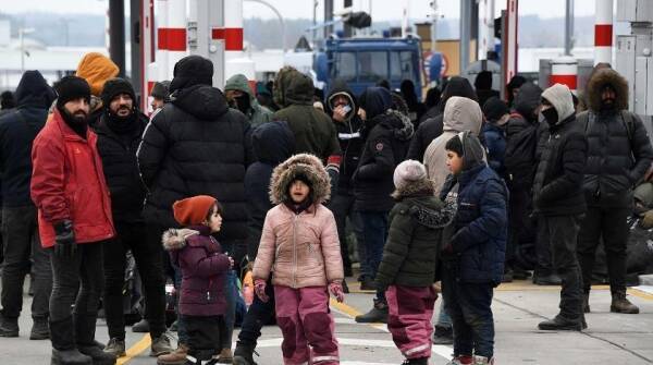 Польский эксперт раскрыл на “Время покажет” антироссийский план Варшавы по мигрантам