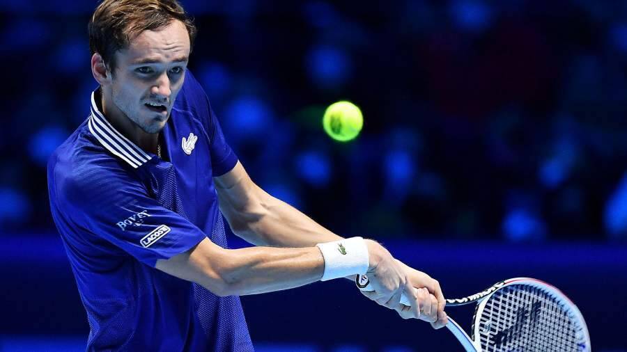 Теннисист Медведев вышел в полуфинал итогового турнира ATP