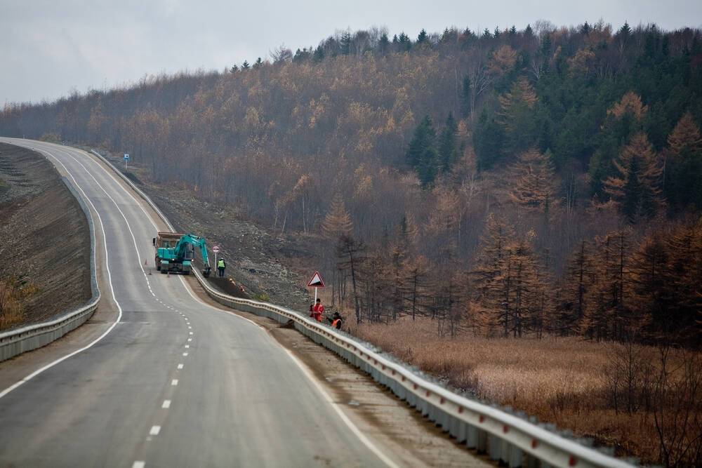 В этом году отремонтировали 46 км трассы Южно-Сахалинск — Оха