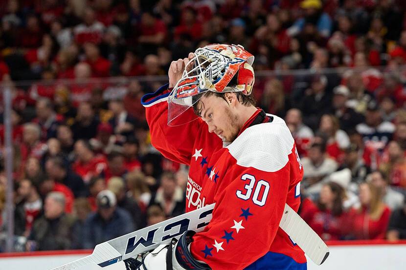 Илья Самсонов признан второй звездой дня в НХЛ