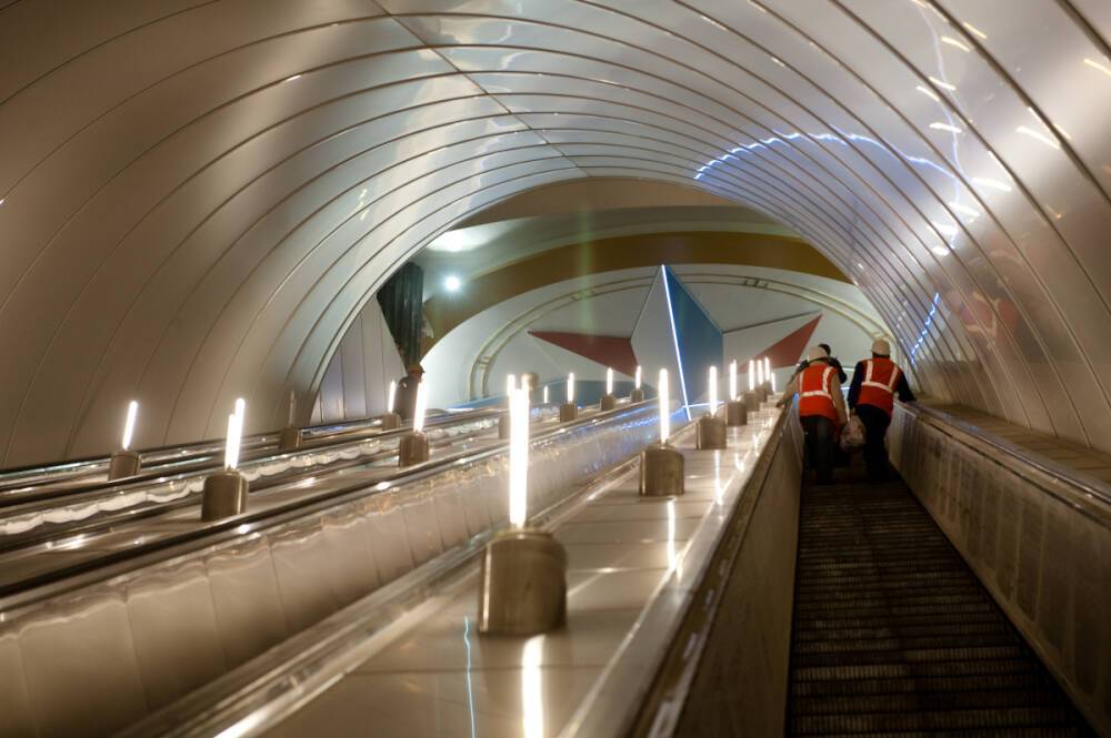 COVID-19 резко снизил пассажиропоток в петербургском метро